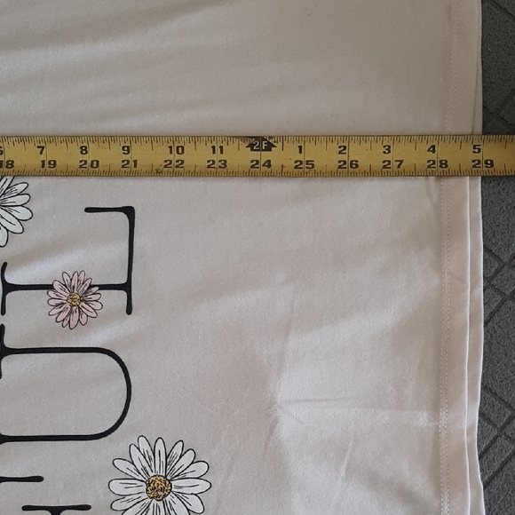 LaRoe Cream Tee Shirt Size L with Maroon Trim and Floral Accent, Honey Bees - Picture 9 of 11